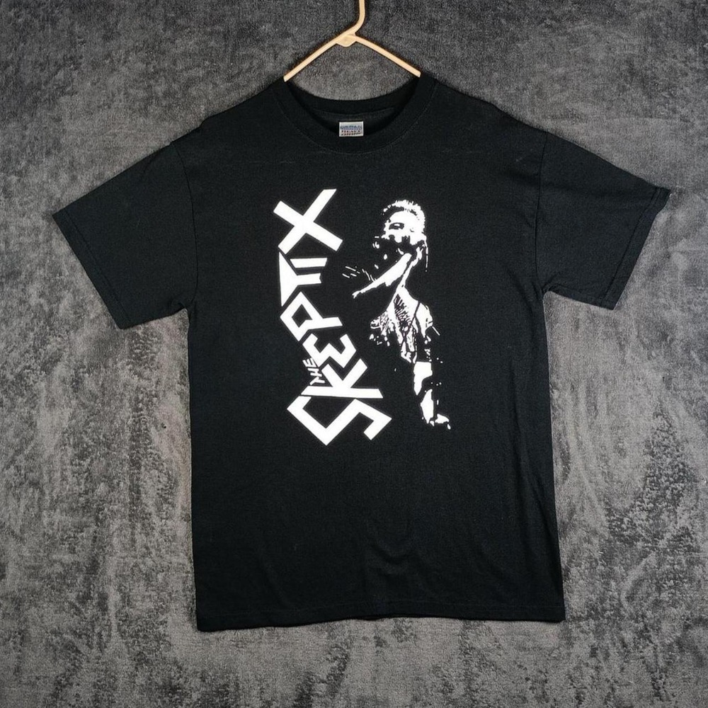 The Skeptix UK82 Punk Band Tee Men Sz M Black Vintage Heavyweight Graphic Shirt
